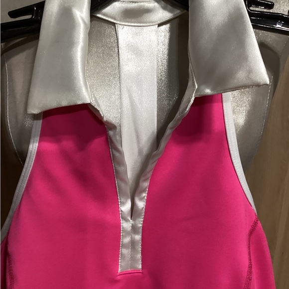 NWT golf or tennis top - Picture 8 of 11